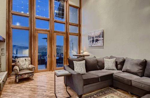 Warrior's Mark West House | 250 m² House ∙ 5 bedrooms ∙ 12 guests
