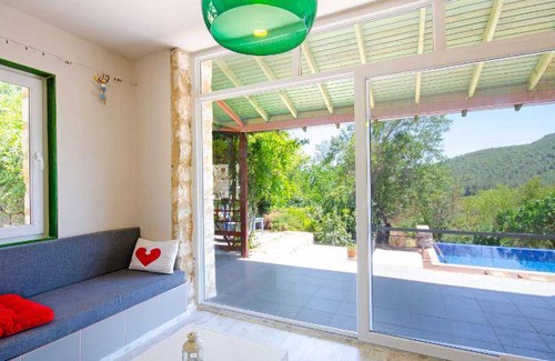 Kas Villa | 250 m² Villa ∙ 3 bedrooms ∙ 6 guests