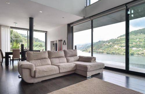 Resende Villa | 250 m² Villa ∙ 3 bedrooms ∙ 8 guests