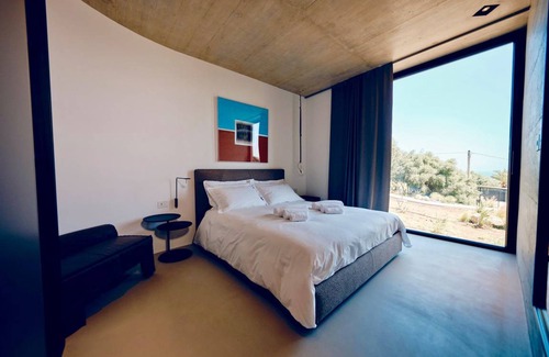 Avola Villa | 250 m² Villa ∙ 3 bedrooms ∙ 6 guests