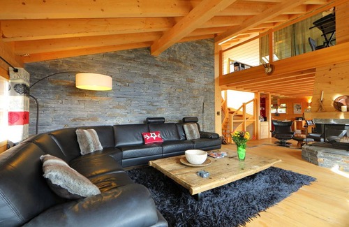 Ollon Villa | 250 m² Villa ∙ 4 bedrooms ∙ 8 guests