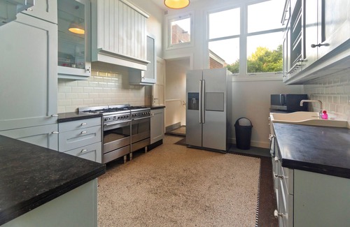 The Hague Apartment | 250m2 monument duplex apartment with 350m2 garden
