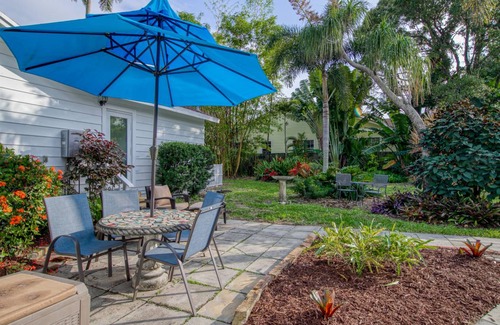 Tarpon River House | 251 m² House ∙ 3 bedrooms ∙ 6 guests