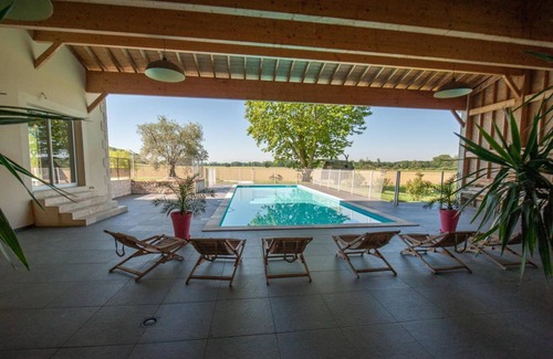 Lussan House | 255 m² House ∙ 5 bedrooms ∙ 12 guests