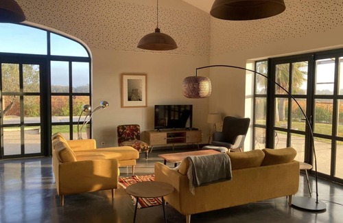 Nyls House | 257 m² Gîte ∙ 6 bedrooms ∙ 15 guests