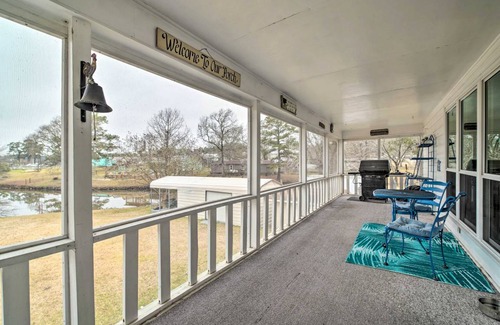 Onalaska House | 259 m² House ∙ 3 bedrooms ∙ 9 guests