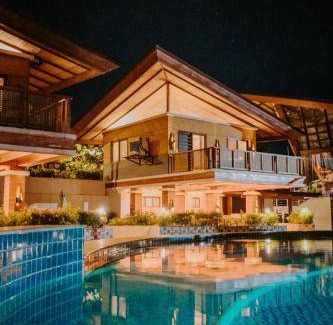 San Mateo Resort | 259 m² Resort ∙ 5 bedrooms ∙ 22 guests