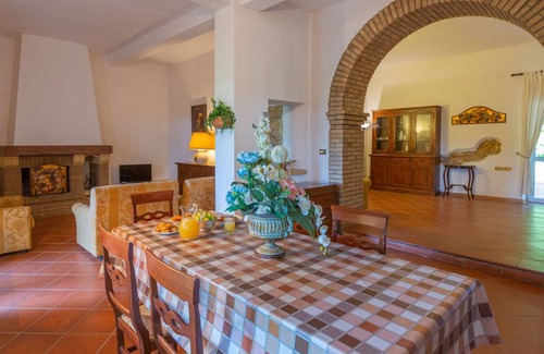 Tortoreto House | 260 m² House ∙ 1 bedroom ∙ 10 guests