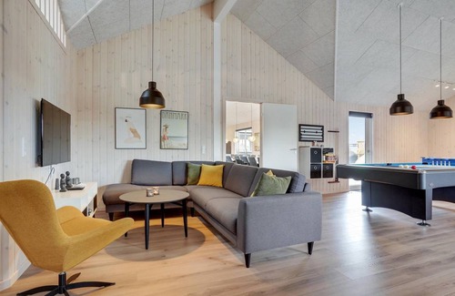 Mommark Strand House | 267 m² House ∙ 8 bedrooms ∙ 20 guests
