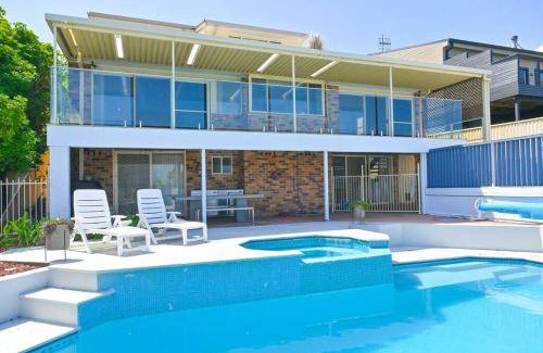 Tegerin House | 268 m² House ∙ 4 bedrooms ∙ 12 guests