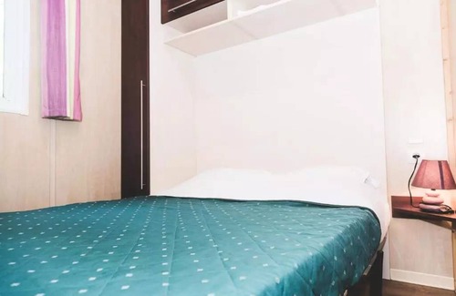Moncontour Ski Chalet | 27 m² Chalet ∙ 2 bedrooms ∙ 4 guests