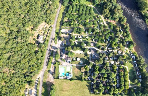 Monceaux-sur-Dordogne House | 27 m² Mobile home ∙ 2 bedrooms ∙ 6 guests