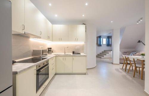 Kastella Apartment | 270 m² Apartment ∙ 6 bedrooms ∙ 12 guests