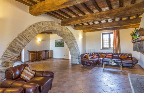Gualdo Cattaneo House | 270 m² House ∙ 4 bedrooms ∙ 11 guests