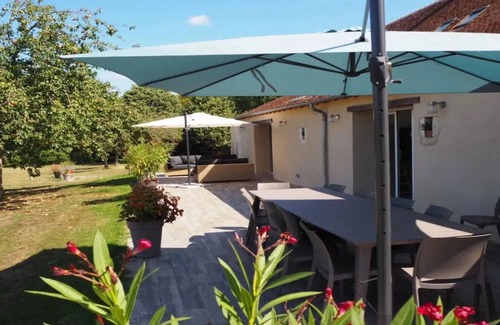 Chateauvieux House | 270 m² House ∙ 7 bedrooms ∙ 14 guests
