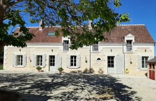 Chateauvieux House | 270 m² House ∙ 7 bedrooms ∙ 14 guests