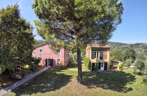 Lucca Villa | 270 m² Villa ∙ 5 bedrooms ∙ 10 guests