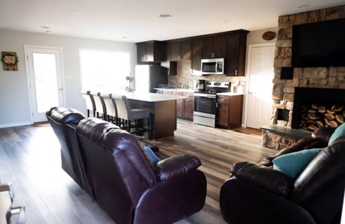 Stet Other | 270 Winchester Lane | Peaceful Farmhouse with Wildlife π¦