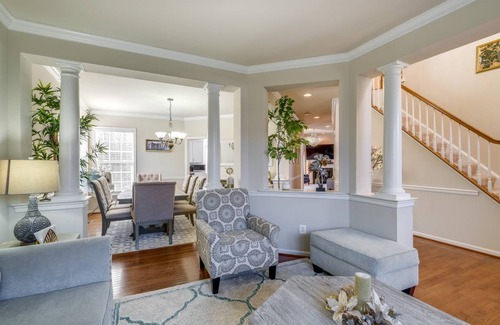 Montclair House | 278 m² House ∙ 5 bedrooms ∙ 8 guests
