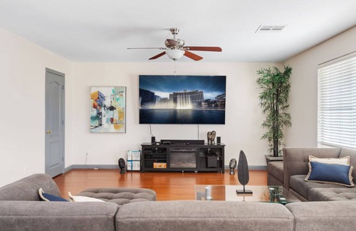 Spring Valley Apartment | 279 m² Apartment ∙ 4 bedrooms ∙ 12 guests