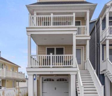 Seaside Heights House | 279 m² House ∙ 5 bedrooms ∙ 12 guests