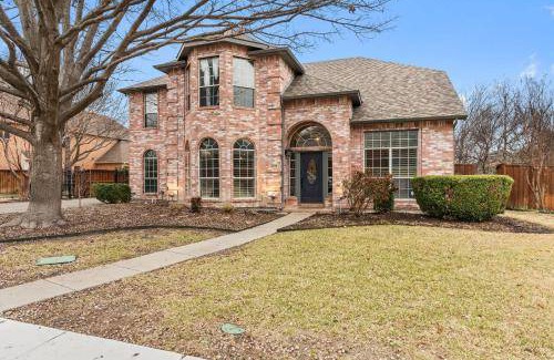McKinney House | 279 m² House ∙ 5 bedrooms ∙ 16 guests