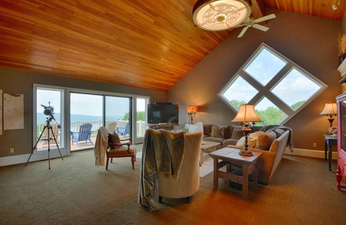 Tully Villa | 279 m² Villa ∙ 4 bedrooms ∙ 8 guests