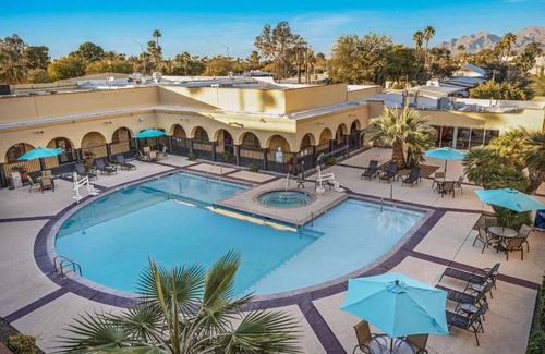 Peter Howell Hotel | 28 m² Hotel ∙ 127 guests