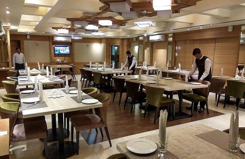 Raipur Hotel | 28 m² Hotel ∙ 4 guests