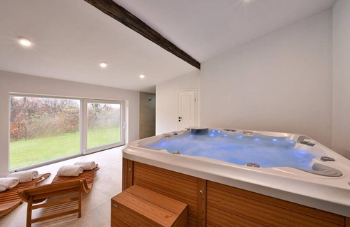Bjelovar House | 280 m² House ∙ 3 bedrooms ∙ 8 guests