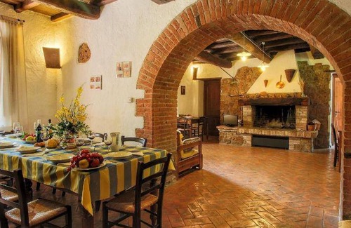 Proceno House | 280 m² House ∙ 7 bedrooms ∙ 18 guests