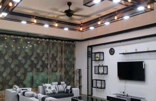 Taman Tanjung House | 280 m² House ∙ 6 bedrooms ∙ 30 guests