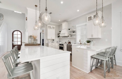 Delos House | 280 m² House ∙ 5 bedrooms ∙ 22 guests