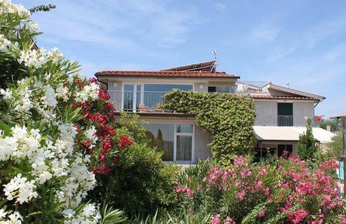 Bobolino House | 280 m² House ∙ 8 bedrooms ∙ 17 guests