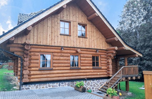 Strasin Villa | 280 m² Villa ∙ 1 bedroom ∙ 11 guests