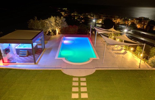 Diano Marina Villa | 280 m² Villa ∙ 5 bedrooms ∙ 16 guests