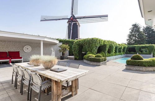 Moergestel Villa | 282 m² Villa ∙ 4 bedrooms ∙ 10 guests