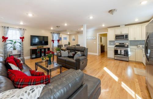 Quincy House | 284 - 5BR Boston - Peaceful House near England Aqua