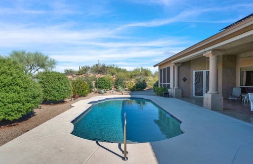 North Scottsdale House | 288 m² House ∙ 3 bedrooms ∙ 8 guests
