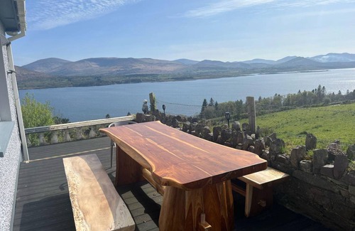 Blackwater Bridge House | 295 m² House ∙ 6 bedrooms ∙ 12 guests