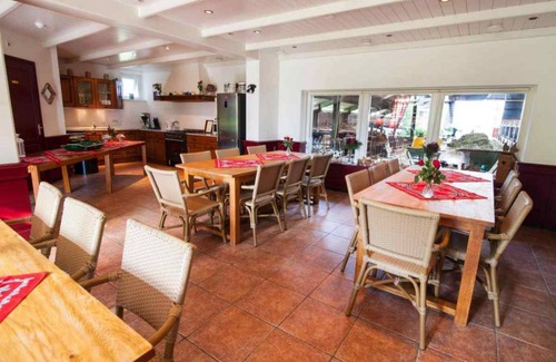 Monnickendam House | 296 m² House ∙ 6 bedrooms ∙ 26 guests