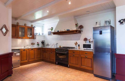 Monnickendam House | 296 m² House ∙ 6 bedrooms ∙ 26 guests