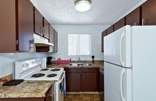 Cascade Apartment | 2b1b Renton Cascade Apt 101