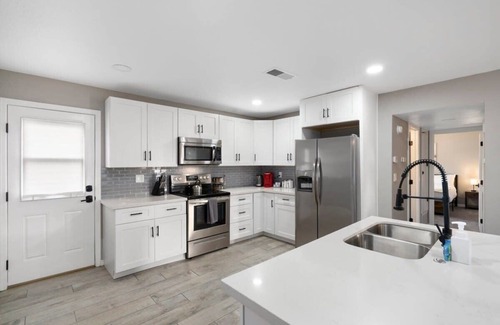 New Papago Parkway House | 2BD Cozy & Comfortable, Scottsdale Getaway