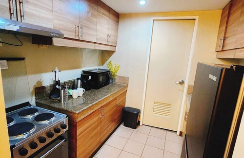 Mandaluyong Condo | 2Bedroom 2Bathroom Furnished Condo with Utility Rmnn