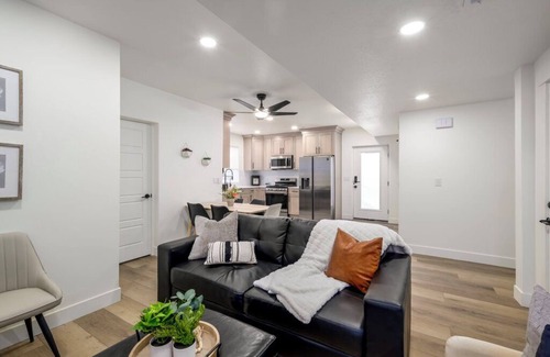 Herriman Apartment | 2BR, 1BA, Furnished, Smart Apt, 6 Mo Stay, Dog-Fr