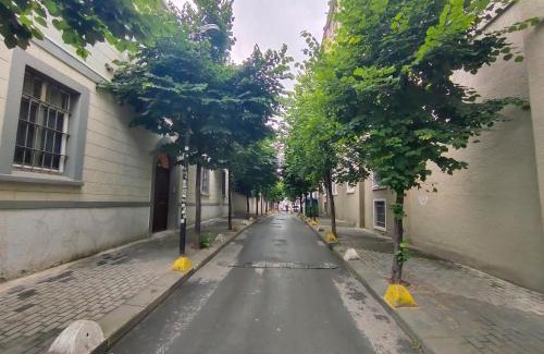 Harbiye Apartment | 2BR and 2bath Garden pat near to nisantasi and taksim #1