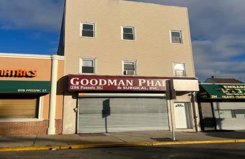 Passaic Apartment | 2BR Apartment With Easy Access to NYC