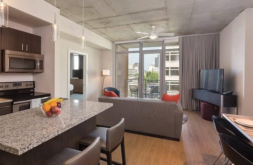 Civic District Condo | 2br Deluxe Condo Downtown Austin!