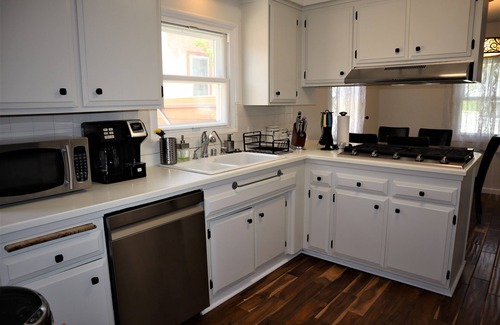 El Segundo House | 2BR Furn Home - Safe/Quiet/Clean So Bay Nr Bch/LAX - 40% off for 30+ days